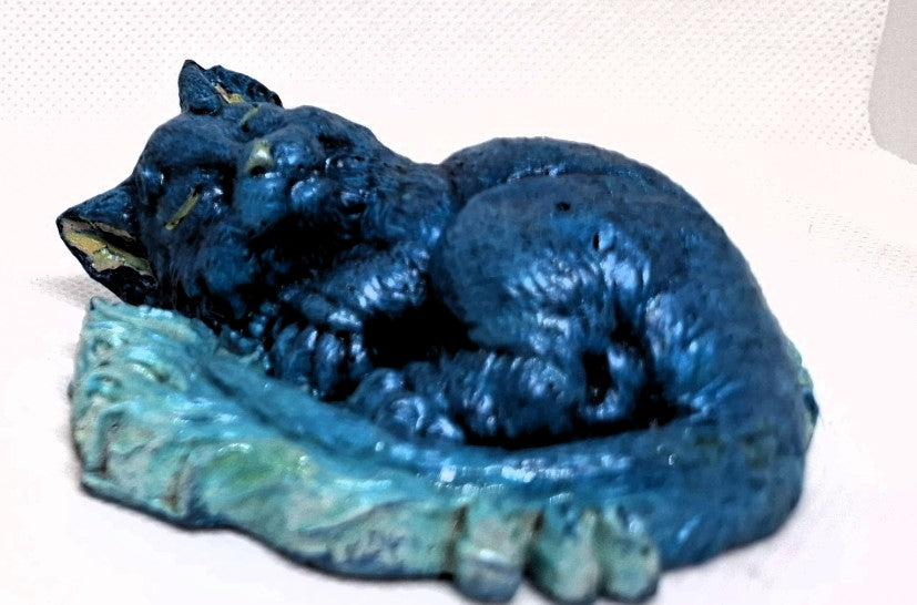 Betonfigur „Schlafende Katze“ – handgemacht & zum Verlieben 🐱💙✨