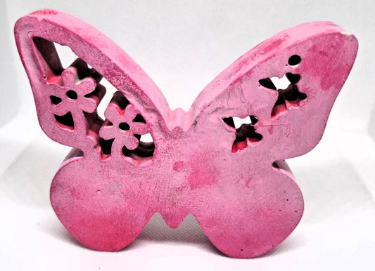 „Rosa Schmetterling mit Blumenornament“ – handgemacht & fröhlich verspielt 🌸🦋✨