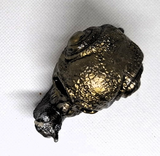„Gold-Schwarzer Schneckenschädel“ – handgemacht, edel & geheimnisvoll 🖤✨🐌